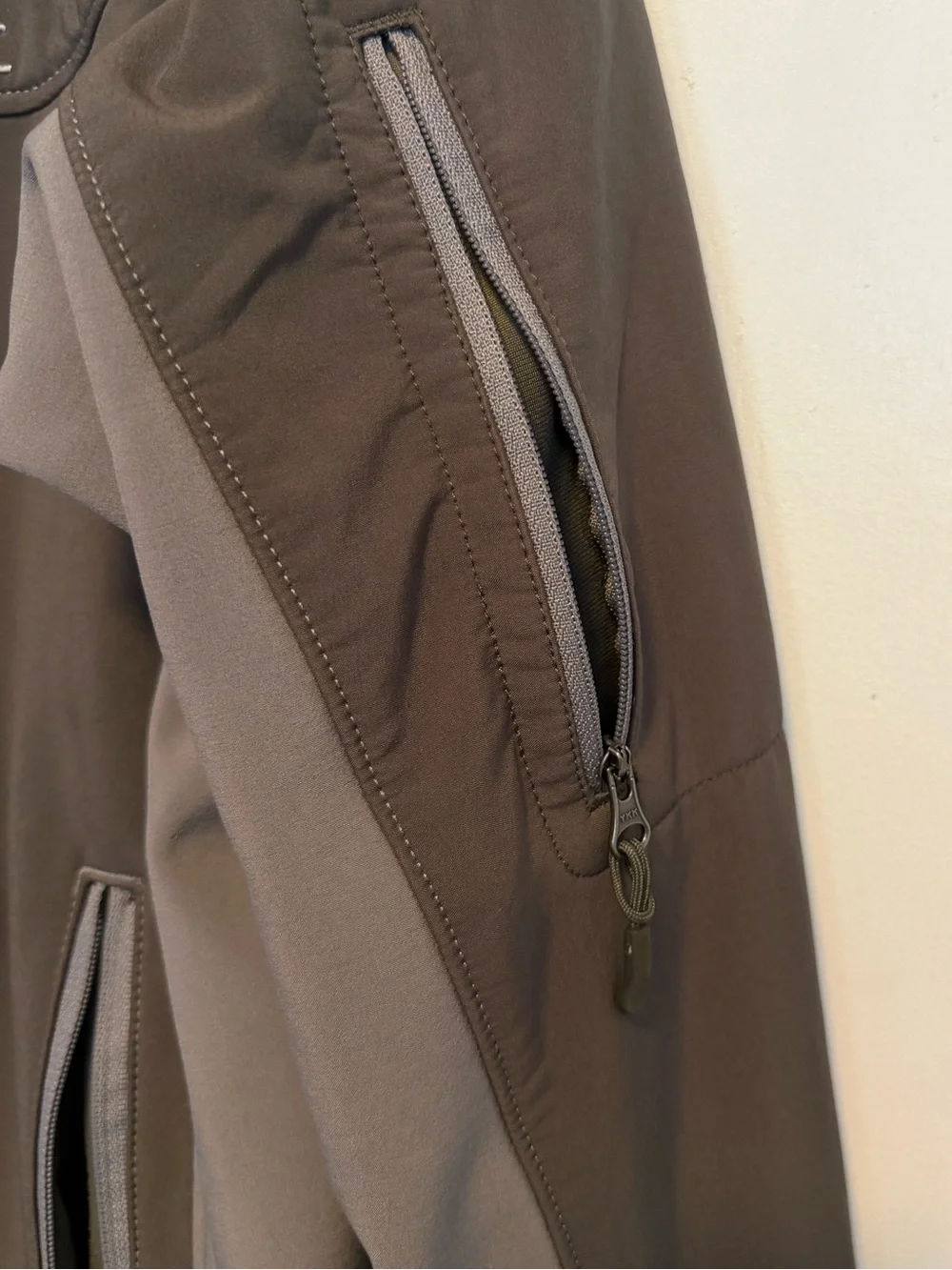 Marmot Two-Tone Brown & Gray Performance Softshell Jacket